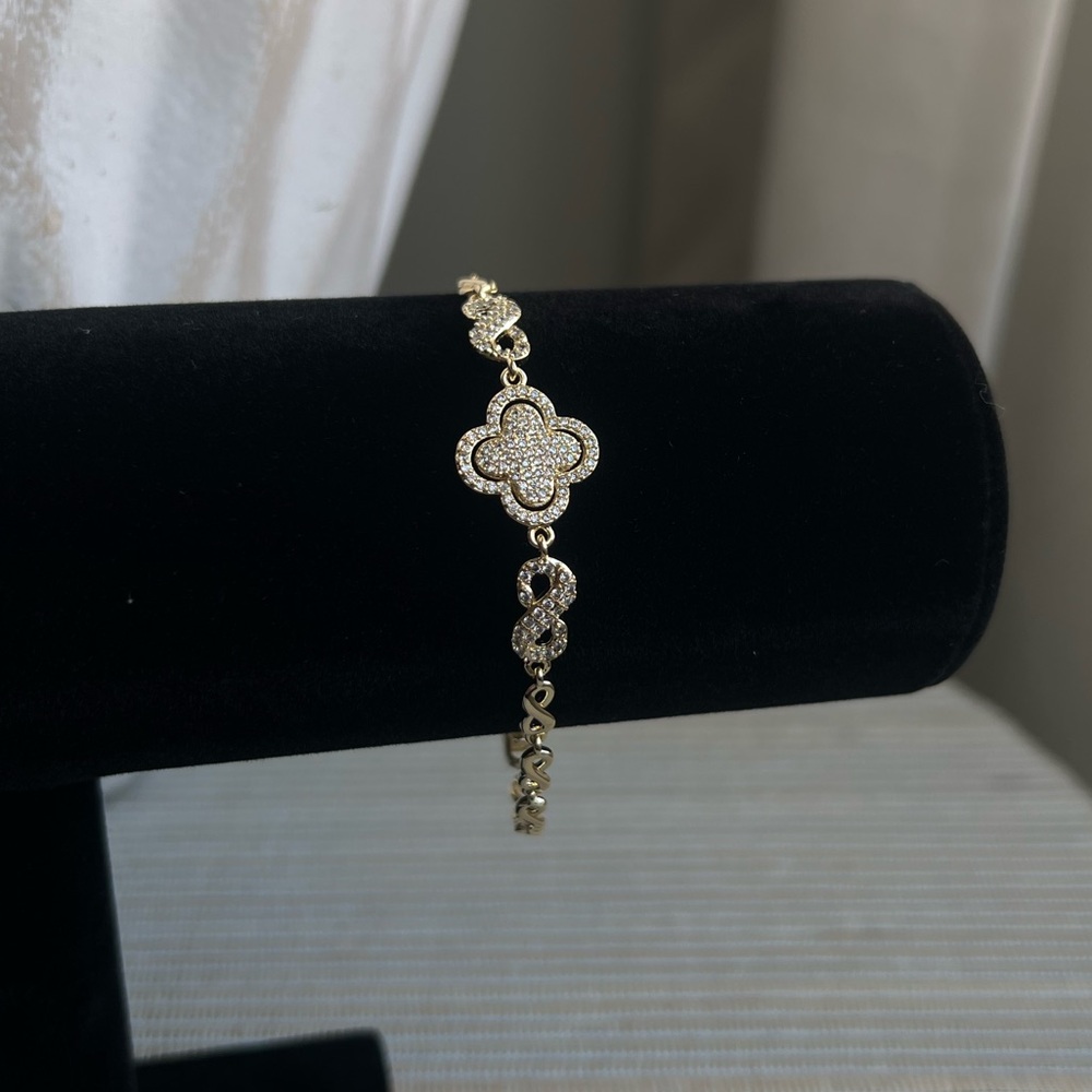 Gold pavé Clover with infinity sign accents Bracelet